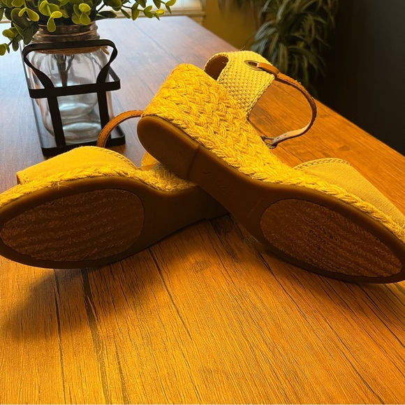 Yellow Wedge Sandals - Picture 3 of 6